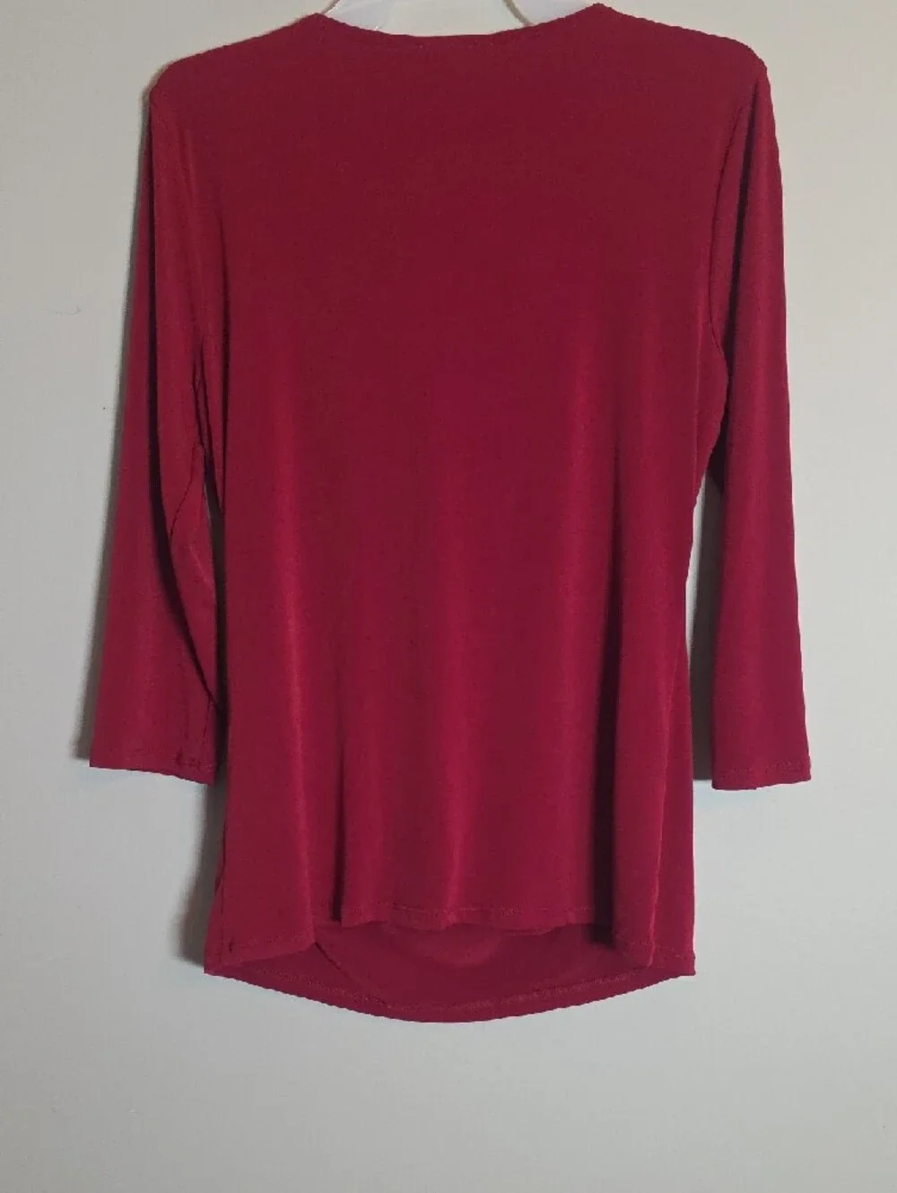 Carmen Marc Valvo Burgundy Draped Cowl Neck Blouse - Picture 3 of 3